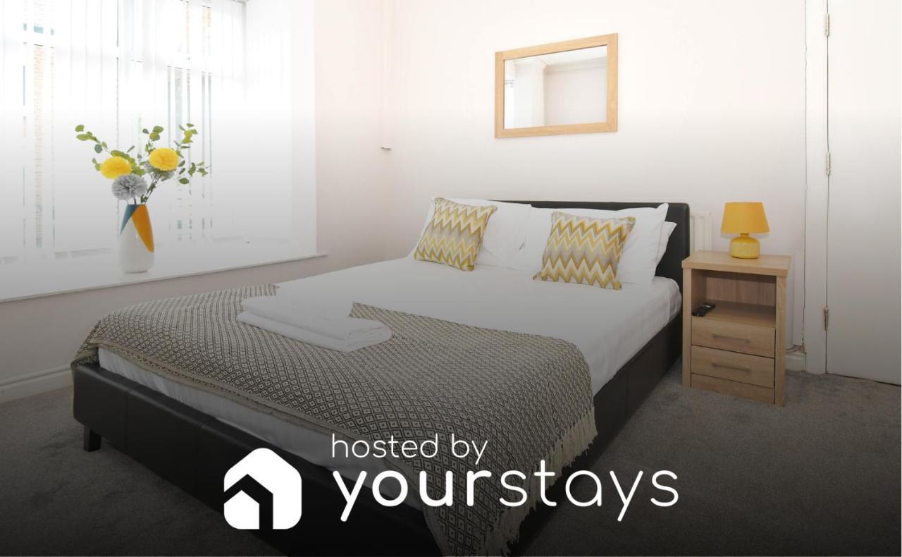 Wistaston House By Yourstays 5 Double Bedrooms And 2 Bathrooms, Great For Groups! Book Now! Crewe Exteriör bild